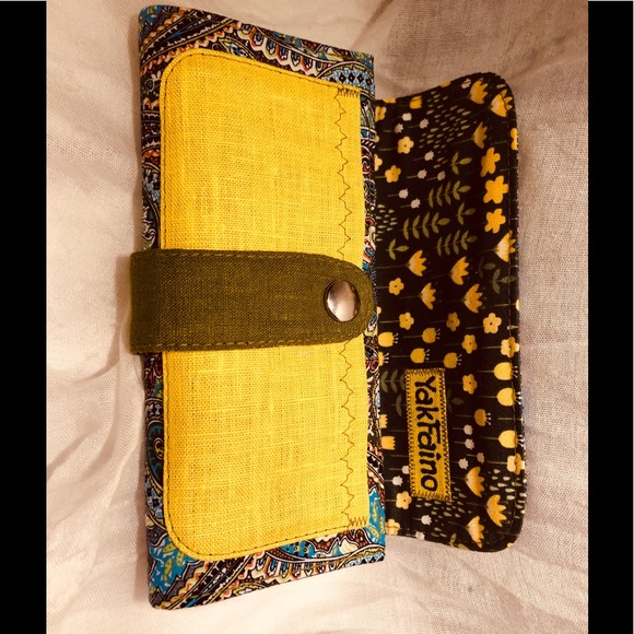 YAKFAINO  PAISLEY WALLET - Picture 2 of 8